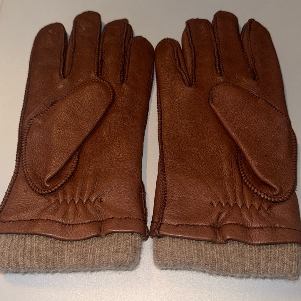 Brand New Banana Republic Gloves